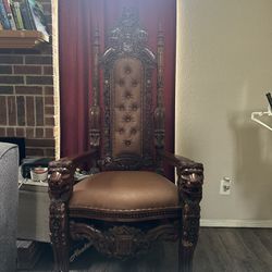 Lion King Throne Chairs ~ Antique Mahogany / Dark wood
