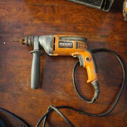 RIDGID R7111 8-Amp, 1/2-inch Heavy-Duty Variable Speed Reversible (VSR) Drill. 