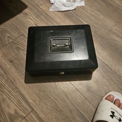 Sentry Lock Box With Key 