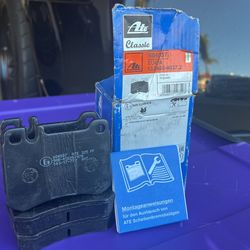 Mercedes Benz (R107) Front Brake Pads