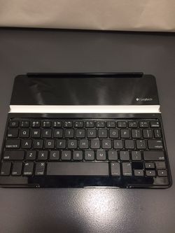 logitech BLUETOOTH KEYBOARD
