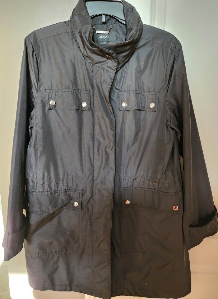 WOMEN'S ALFANI RAIN JACKET W/HOOD