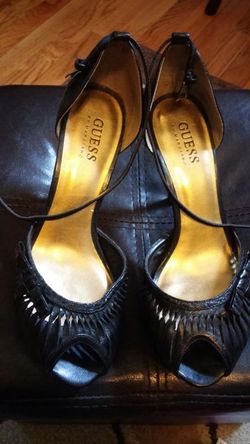 Guess heels with a platform