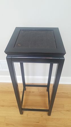 Oriental Furniture Square Stand Display