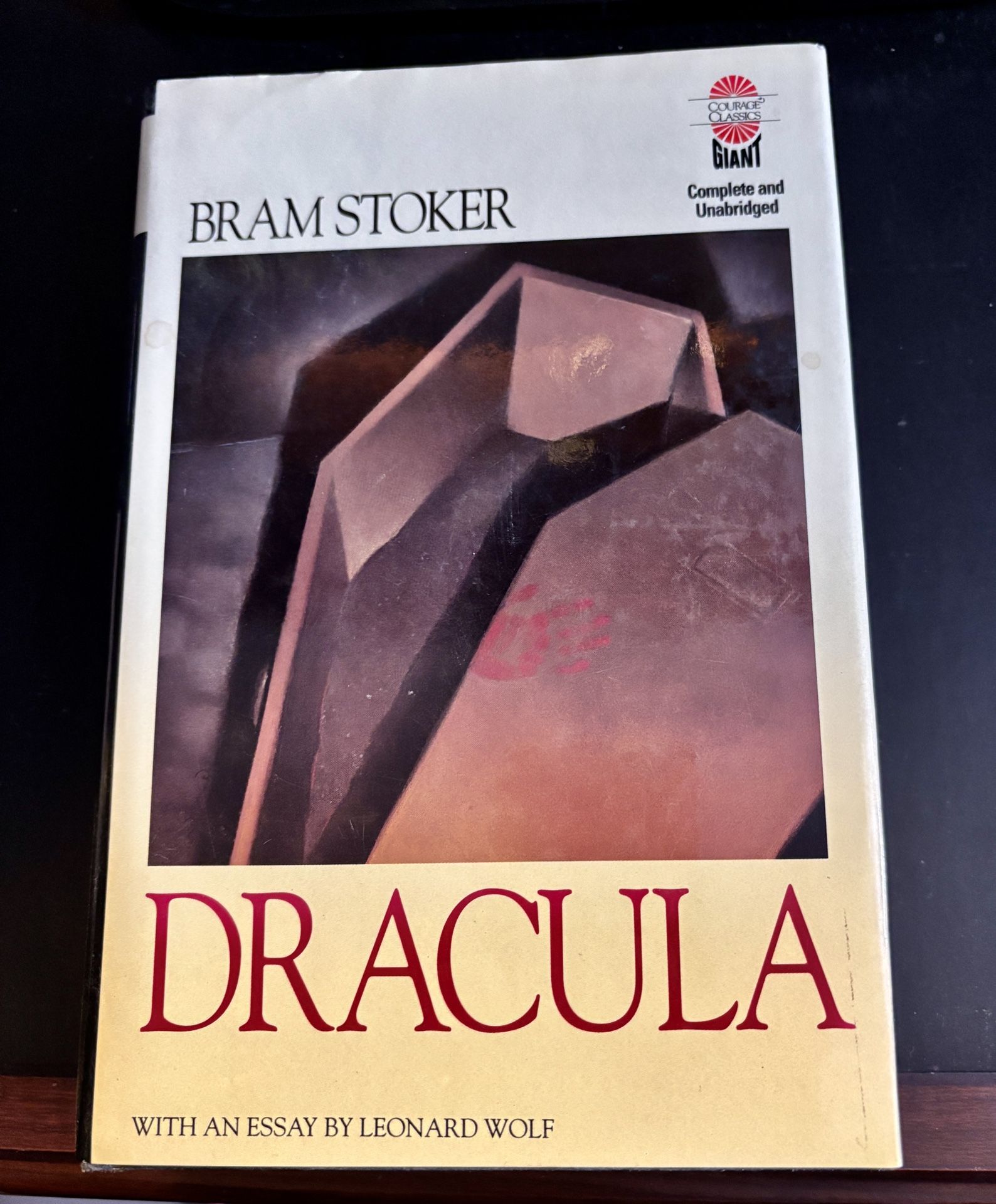 Dracula, Bram Stoker Hardcover 1995 GIANT Courage Classics First Edition