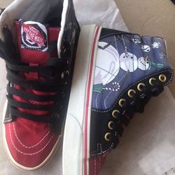 Red Vans Size: 4 For Boy 5.5 For Girl