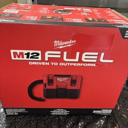 Milwaukee M12 FUEL 12-Volt Lithium-lon Cordless 1.6 Gal. Wet/Dry Vacuum (Vacuum-Only)