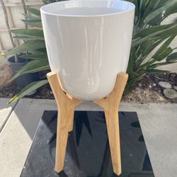 Ceramic Planter $20
