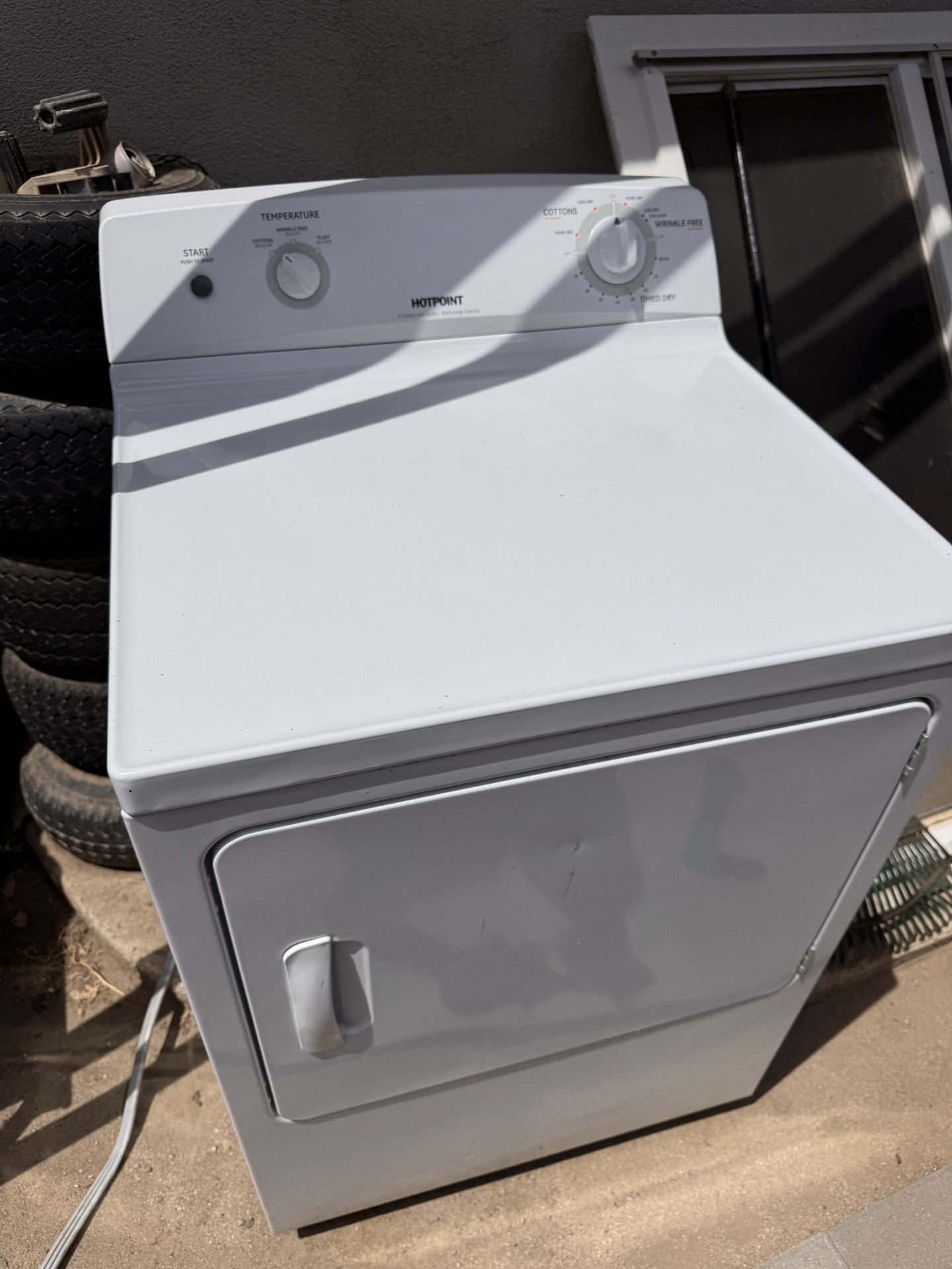 Hot point Dryer Electric 240v