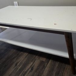 White Coffee Table 47 X 23 X 19