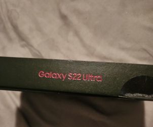 S 22 Ultra Screen Shattered