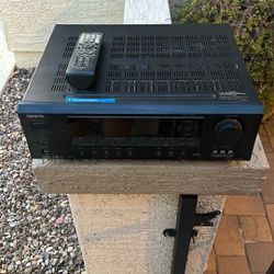Onkyo HT-R530 Receiver
