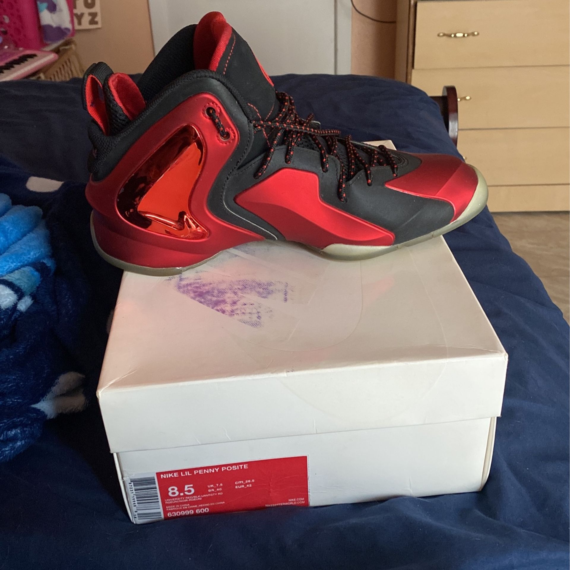 Nike Lil Penny Posits (University Red)