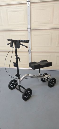 Nova Turning Knee Walker Scooter 300 LB Cap