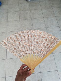 Paper fan