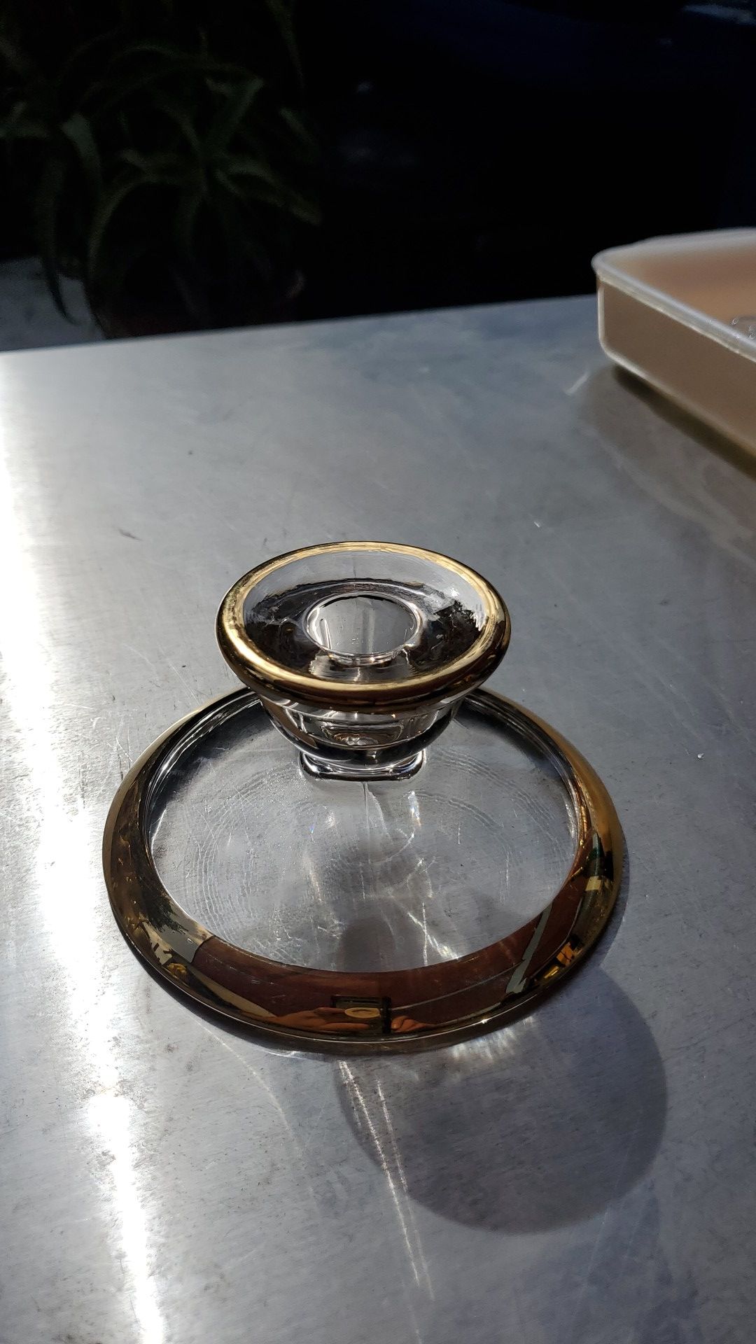 Candle holder