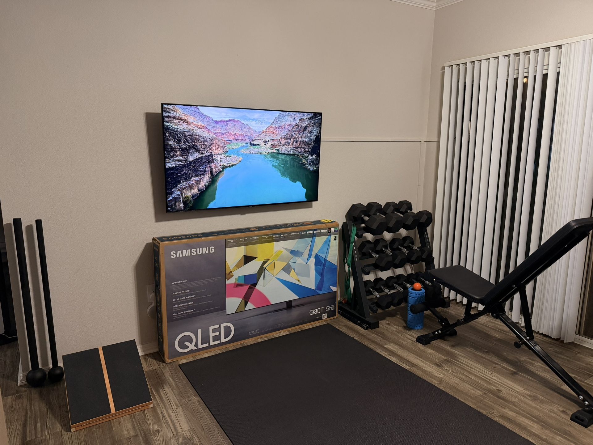 Samsung Q80T 55” QLED 4K Smart TV – Excellent Condition