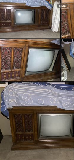 Vintage 1980-90s Zenith TV with speakers