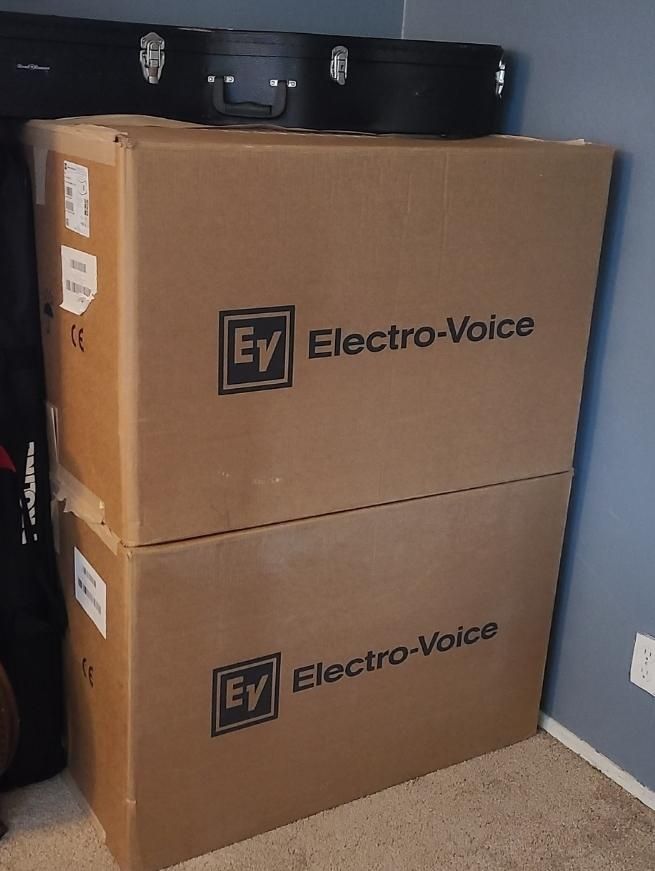 ELECTRO VOICE