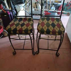 USED... (X2 )...REDUCED...REDUCED....$50... 4 BOTH...CAST IRON BAR STOOL