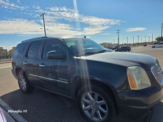 2011 GMC Yukon Denali