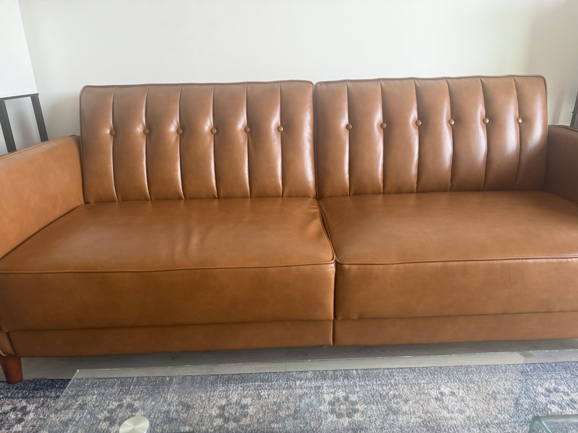 Sleeper And Table  (contact info removed)
