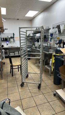 Bread pan rack