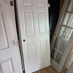 6 solid wood 32x80 interior door ready to install. 55 each