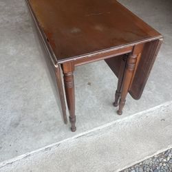 Antique Drop Leaf Table. 