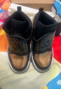Jordan legacy 312 low)size 13c