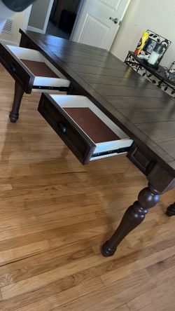Dinner Table No Chairs