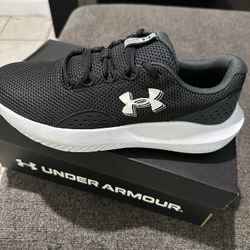 UNDER ARMOUR CHARGED 