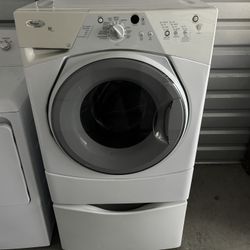 Whirlpool Washer With Pedestal