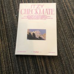 Itzy Checkmate Album Yuna Version