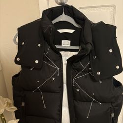 Burberry Vest 