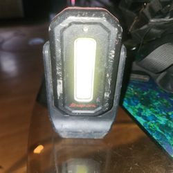 Snap On 550 Watt Chargable Pocket Light