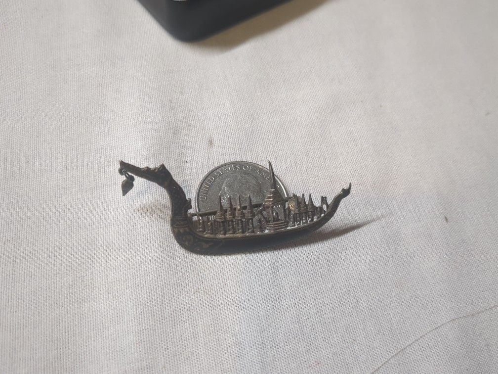 Vintage Stelring Silver Siam 2" Pin Brooch
