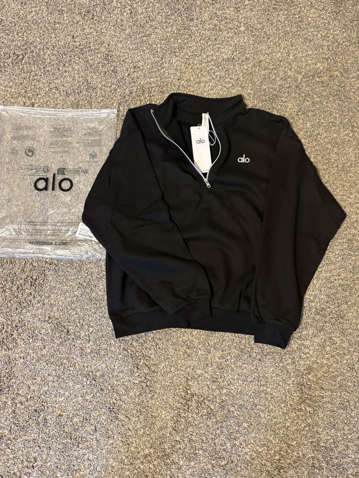 New Alo Yoga Black Quarter Zip Pullover Sweatshirt