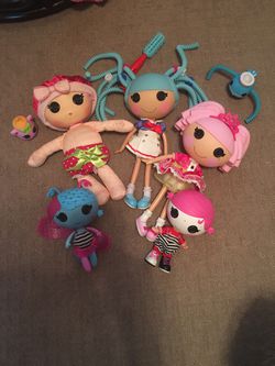 5 Lalaloopsy dolls.