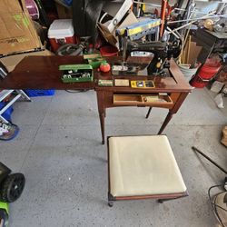 Singer Sewing Machine 1923