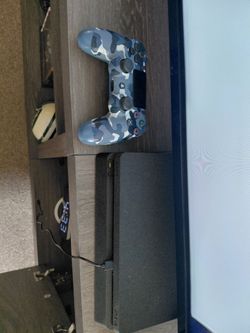 Ps4 slim and games