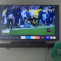 75 inch Vizio with poke audio sound system