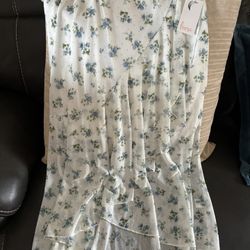 Women’s midi skirt.