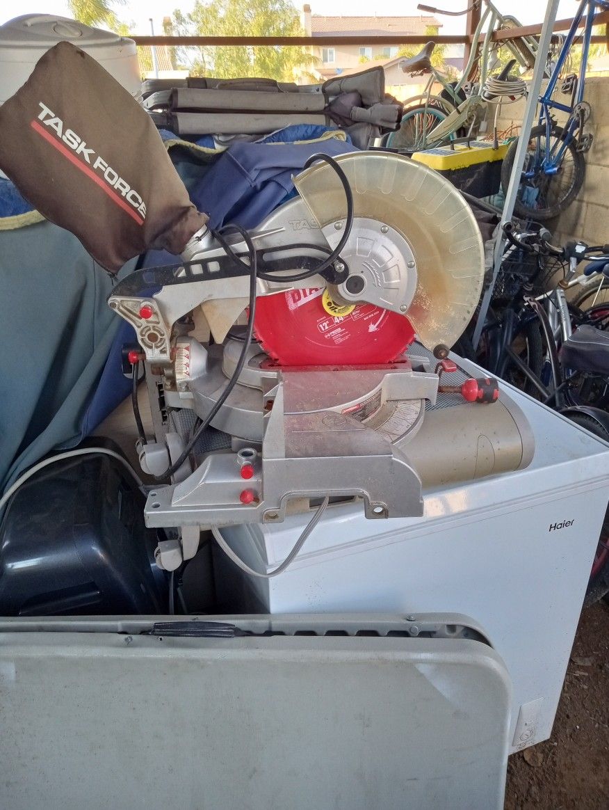 Se Vende Se Rucho wfdjnjc.com