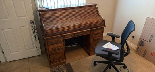 Solid Wood Roll-Top Desk with Drawers