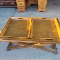 Solid Coffee Table With 2 Serving Trays On Top