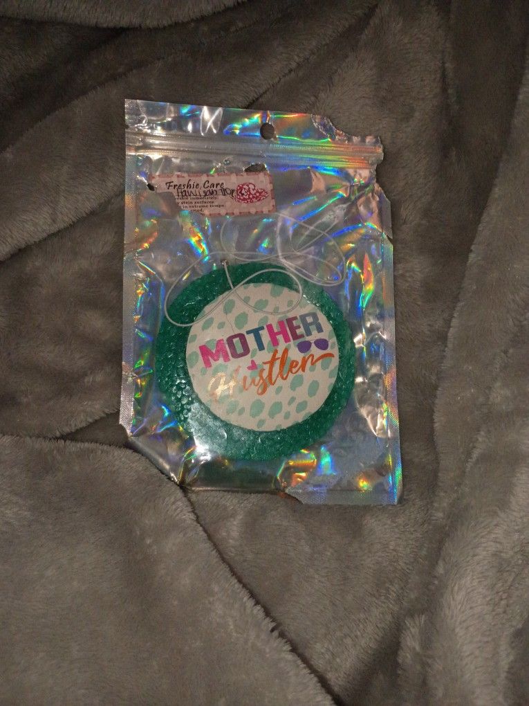 Mother Hustler Freshie