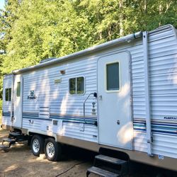 26 ft. Fleetwood Prowler travel trailer
