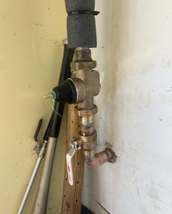 Pressure valves Install