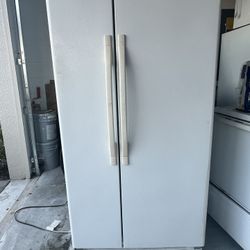 White  double door refrigerator And Freezer 